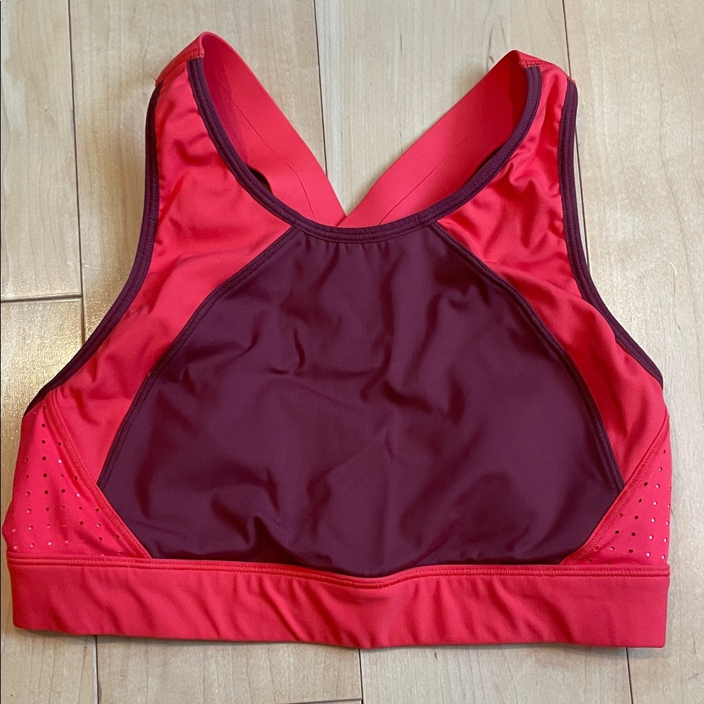 Athleta Women's Red and Burgundy Sports Bra Size Small